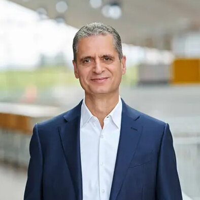 Rüdiger Kasch Portraitfoto von Rüdiger Kasch, Hintergrund verschwommen