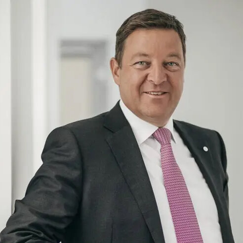 Marcus Lingel Marcus Lingel, VVorsitzender der Geschäftsleitung Merkur Privatbank, Deutschland